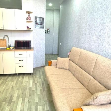 Kate'S Cozy Apartment Kutaisi Ngoại thất bức ảnh